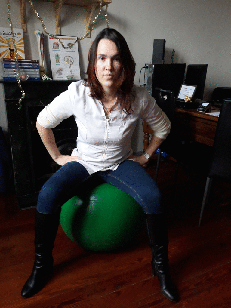 Rotation du bassin sur swiss-ball